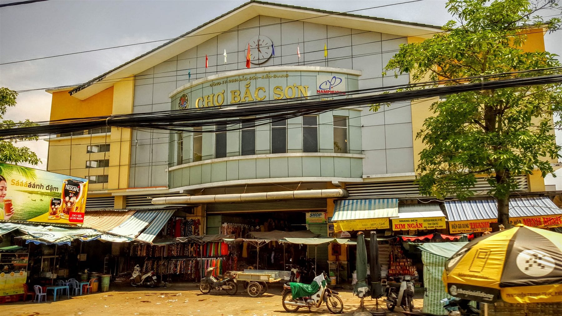Mặt tiền chợ Bắc Sơn trên đường Ngô Quyền, Rạch Giá