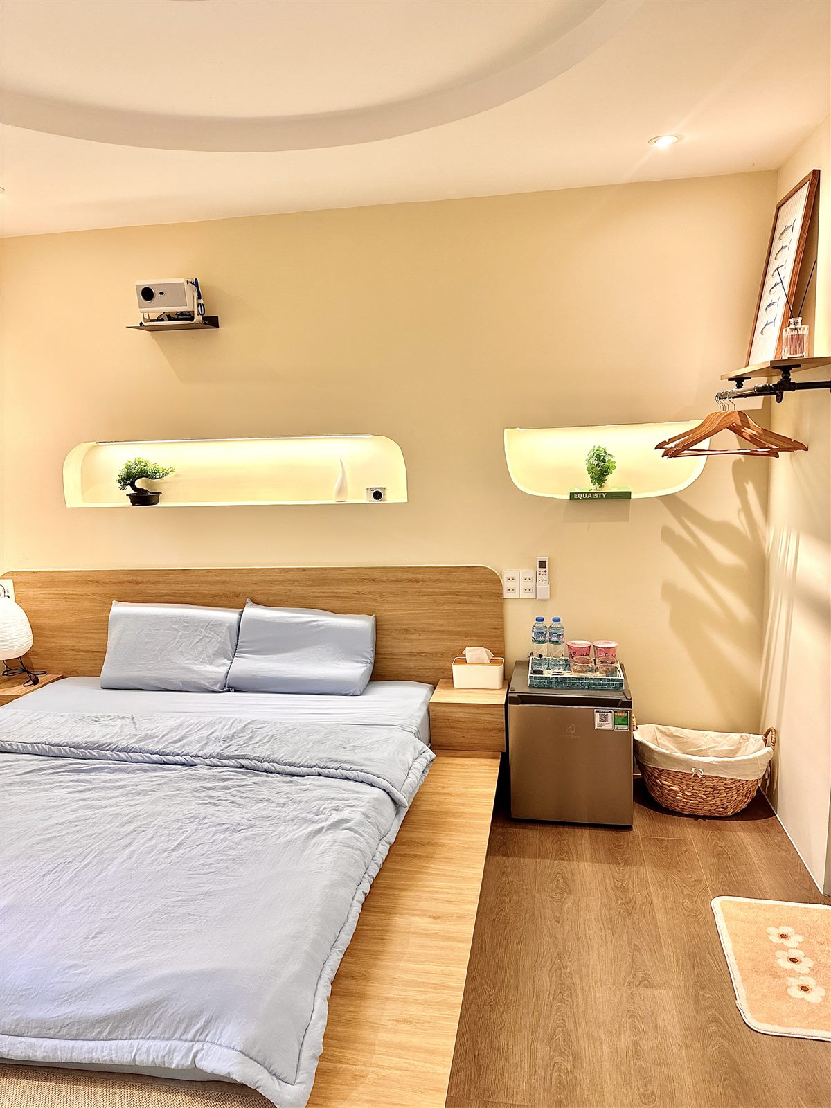 Hidden Stay — 17