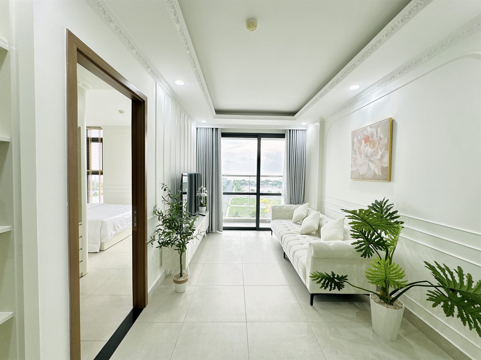 Phòng khách căn hộ S09-13 tân cổ điển view quảng trường và biển tại Rạch Giá — ảnh 2
