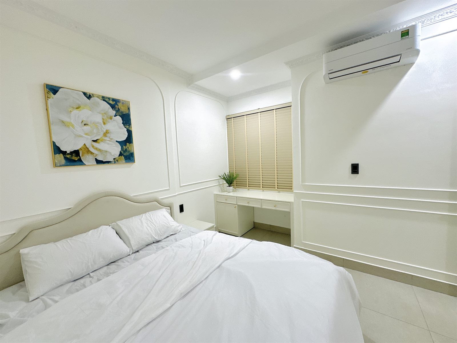 Phòng khách căn hộ S09-13 tân cổ điển view quảng trường và biển tại Rạch Giá — ảnh 9